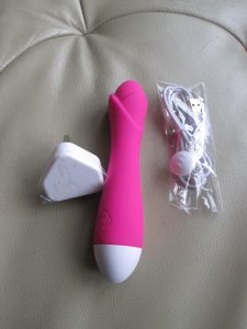 So Divine Flower Vibrator with charging cable